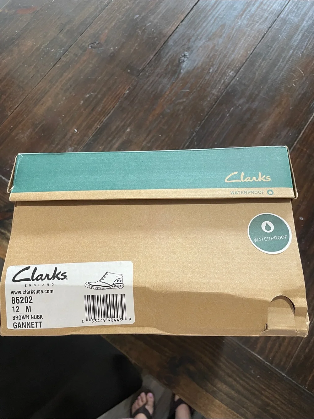 Clarks Men's Brown Leather Chukka Boots with Black Sole